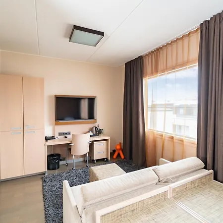 原始索克斯瓦库纳朱恩苏酒店