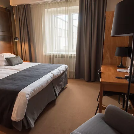 原始索克斯瓦库纳朱恩苏酒店 4*