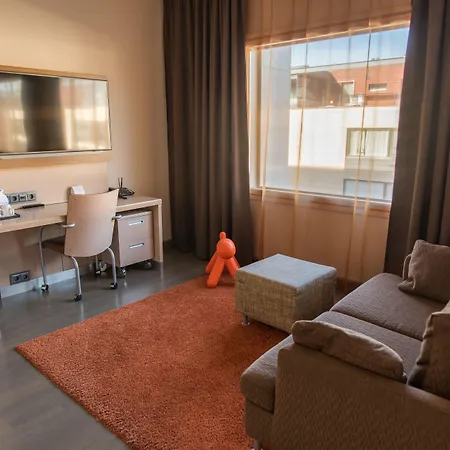 原始索克斯瓦库纳朱恩苏酒店