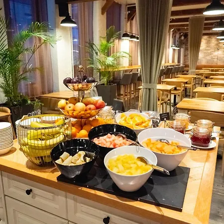 Отель Original Sokos Vaakuna 4*